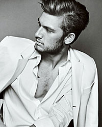 Alex Pettyfer